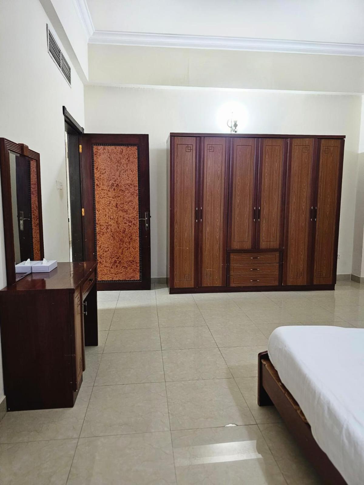 Ferienwohnung Al Sahab Tower Manama Exterior foto
